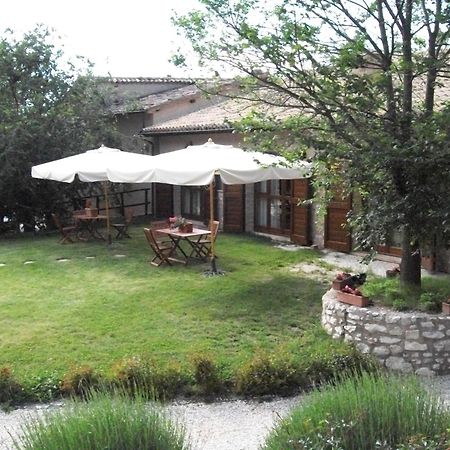 Agriturismo Il Casalino スポレート エクステリア 写真