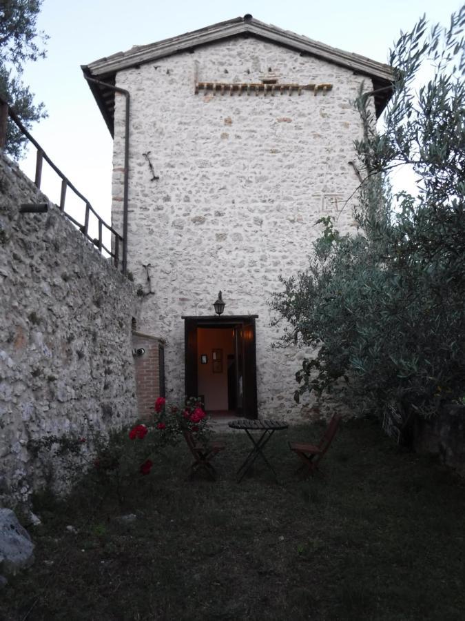 Agriturismo Il Casalino スポレート エクステリア 写真
