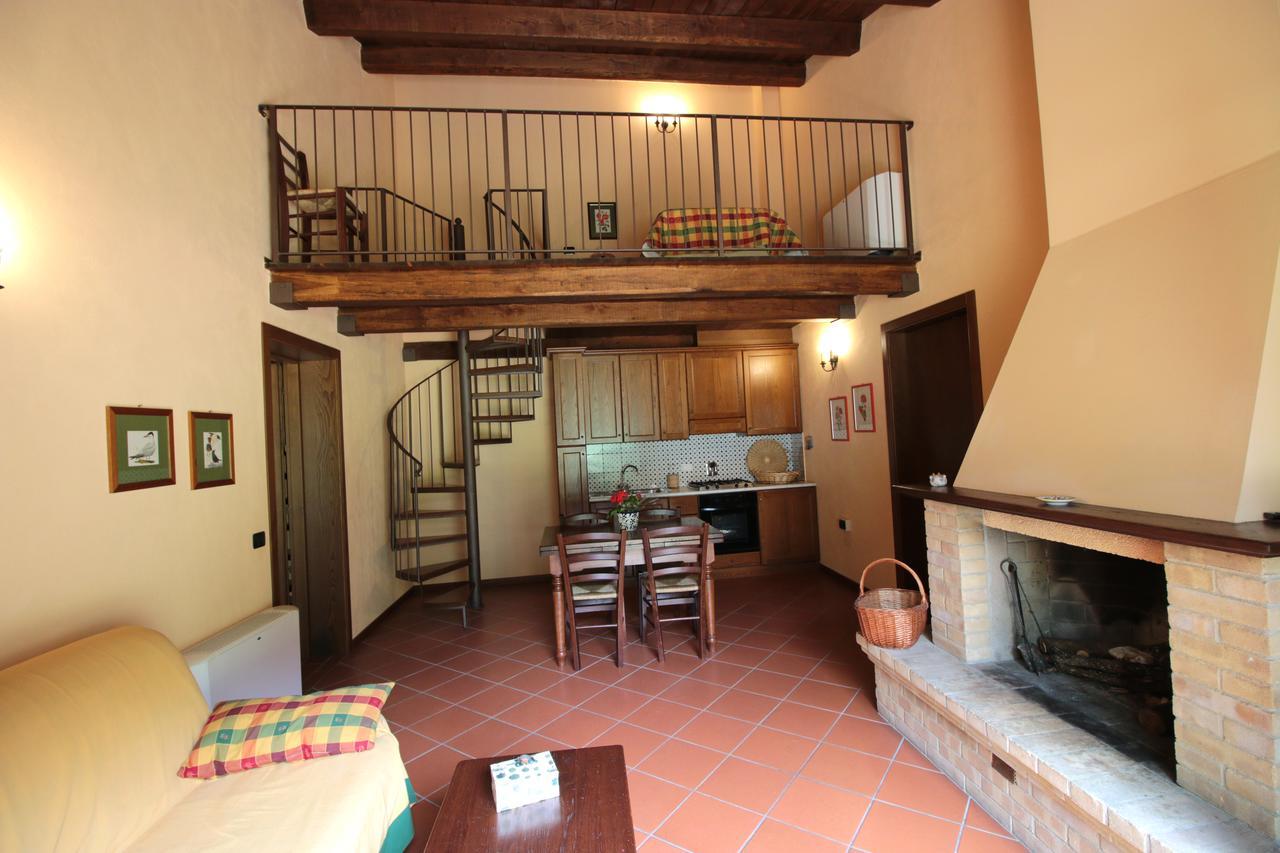 Agriturismo Il Casalino スポレート エクステリア 写真