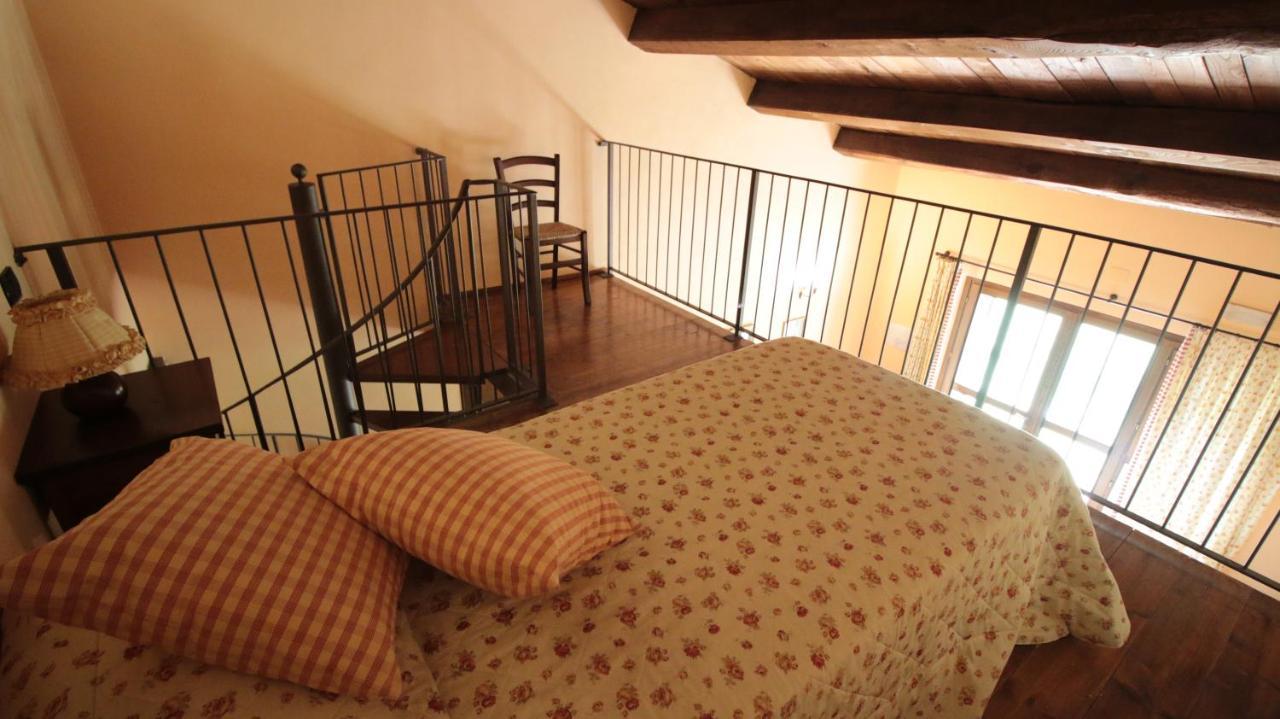Agriturismo Il Casalino スポレート エクステリア 写真
