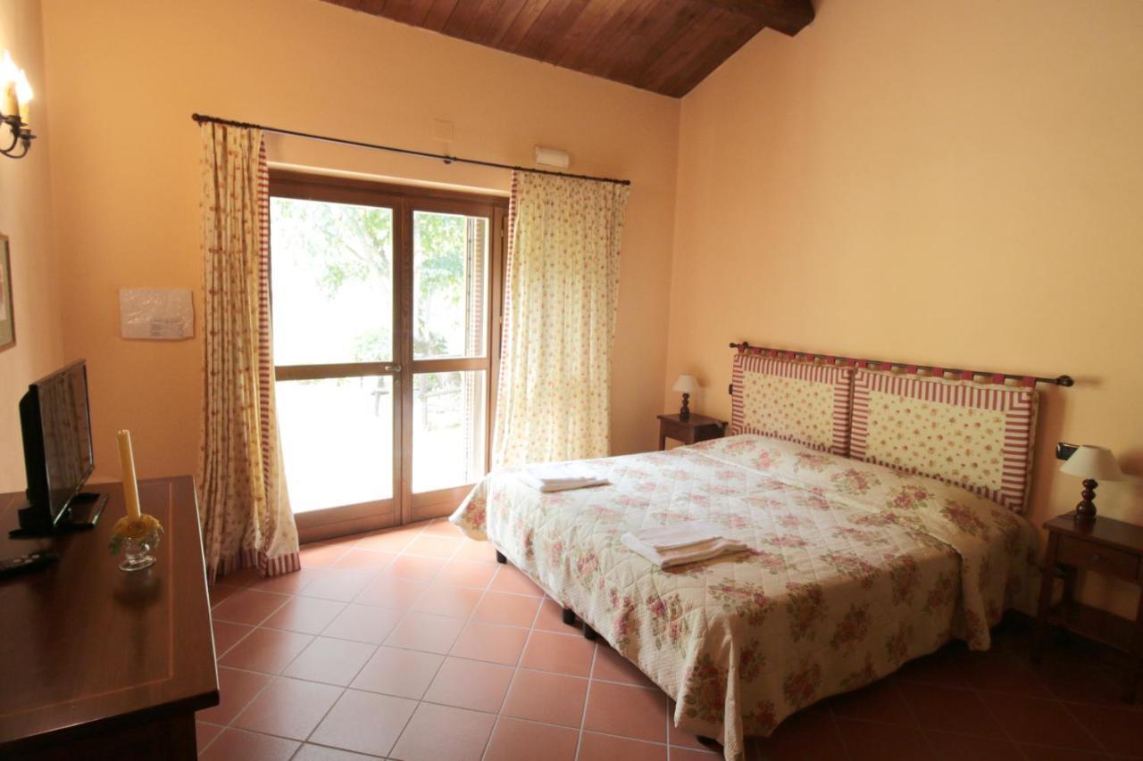 Agriturismo Il Casalino スポレート エクステリア 写真