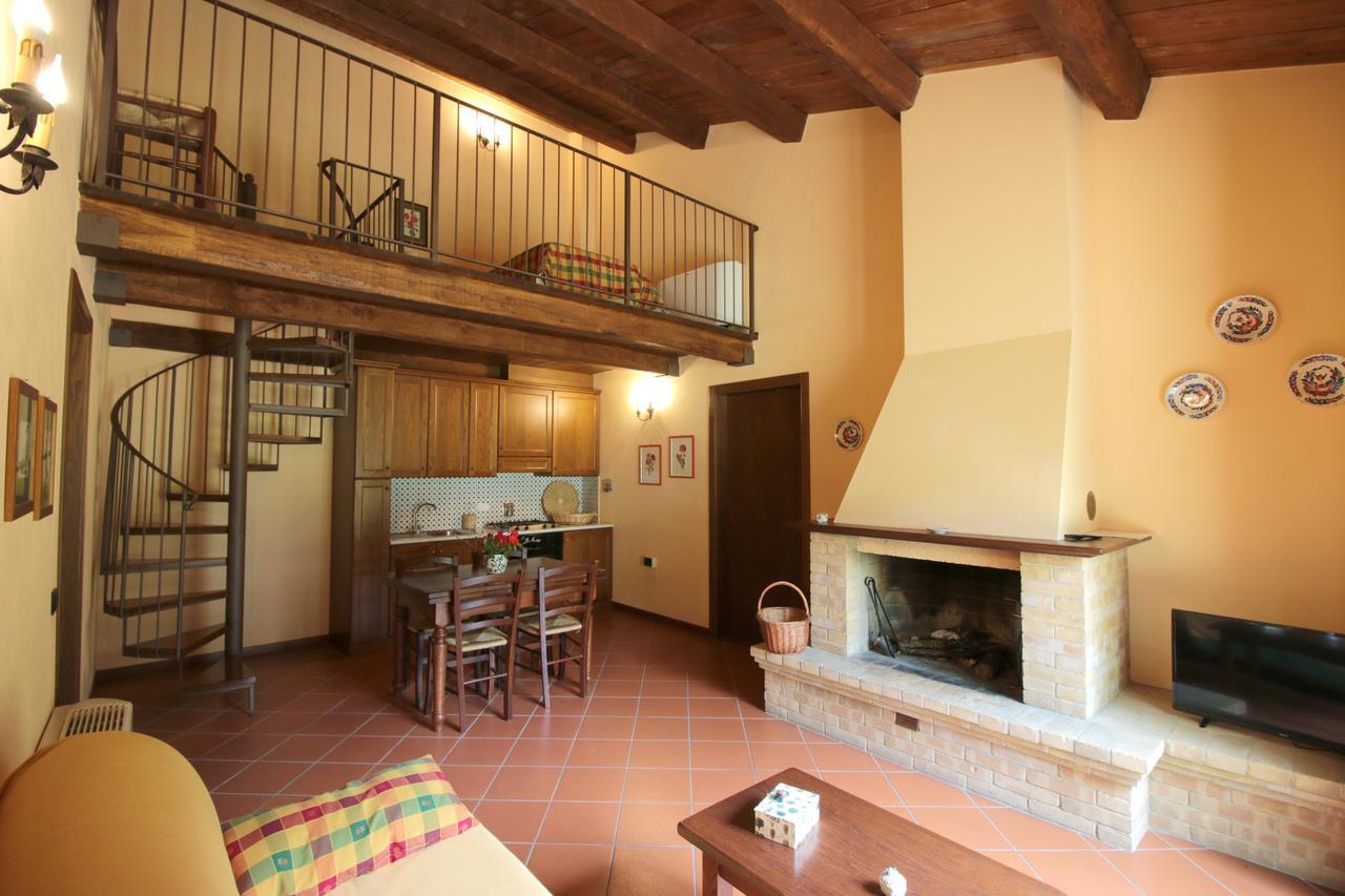 Agriturismo Il Casalino スポレート エクステリア 写真
